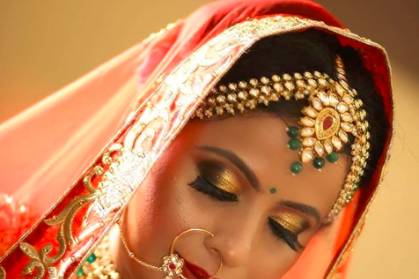 Bridal makeup