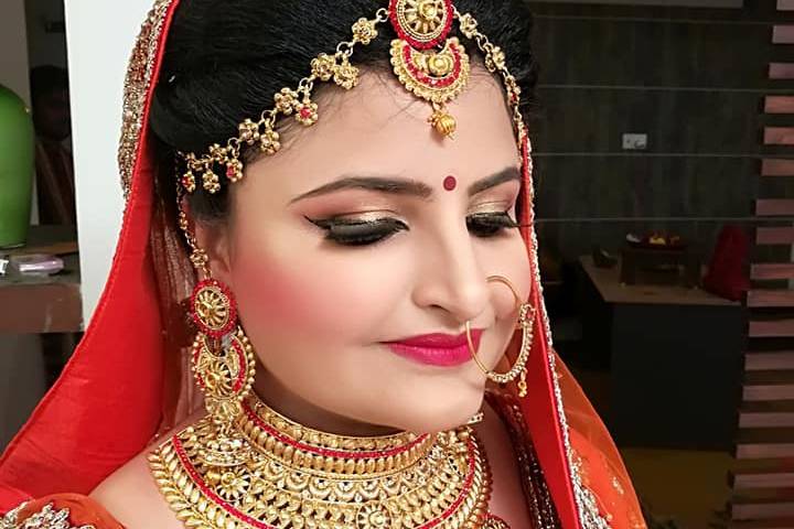 Bridal makeup