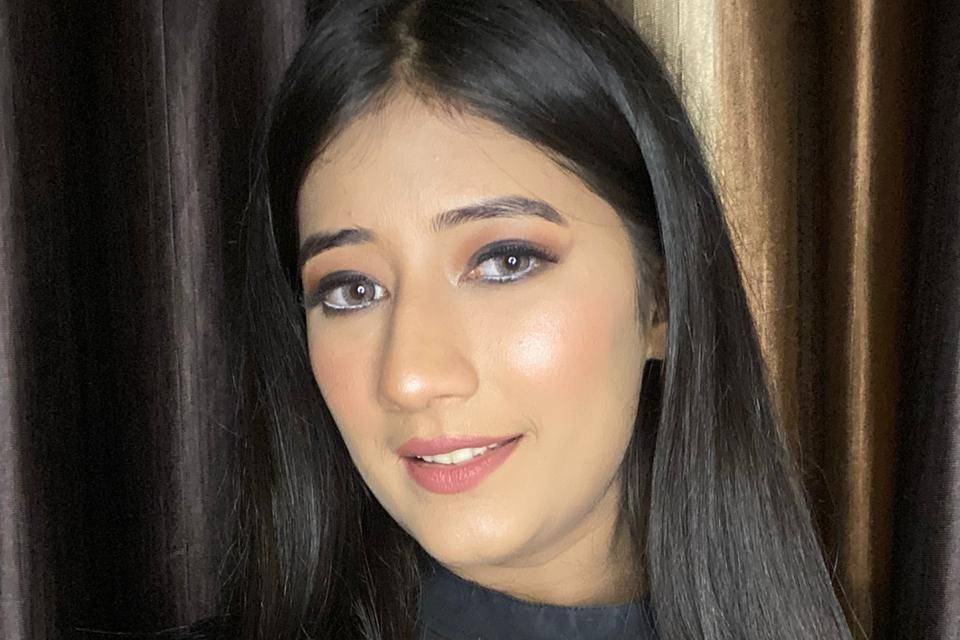 Makeup Artist Niharika Satija, Faridabad