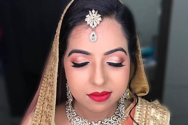 Makeup by Divya Nagaraj