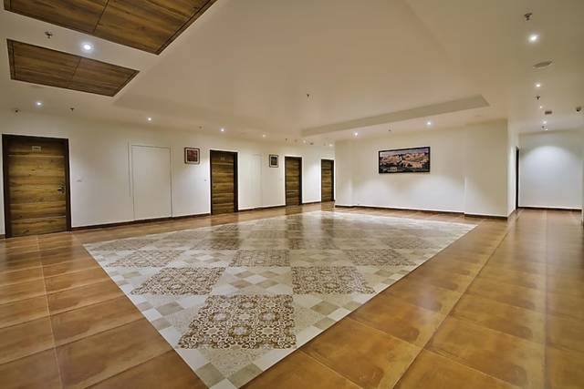 Banquet hall