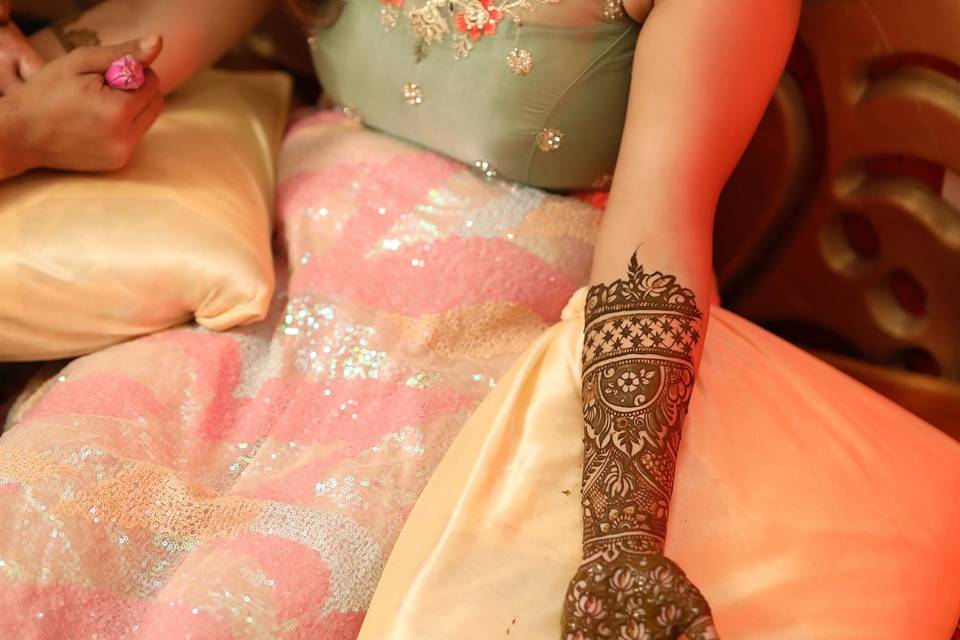 Mehendi look