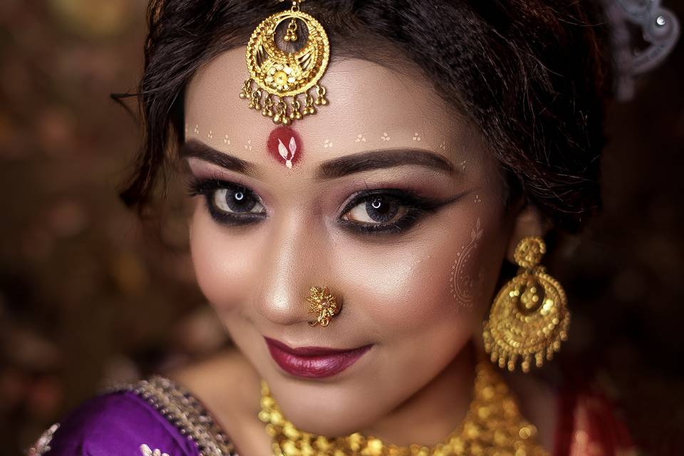 Traditional Bengali bride