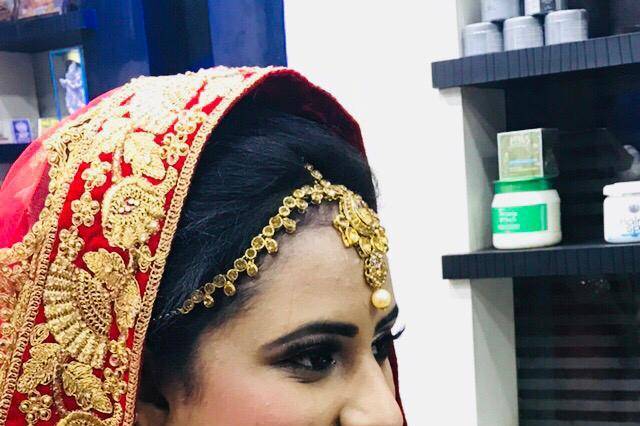 Bridal makeup