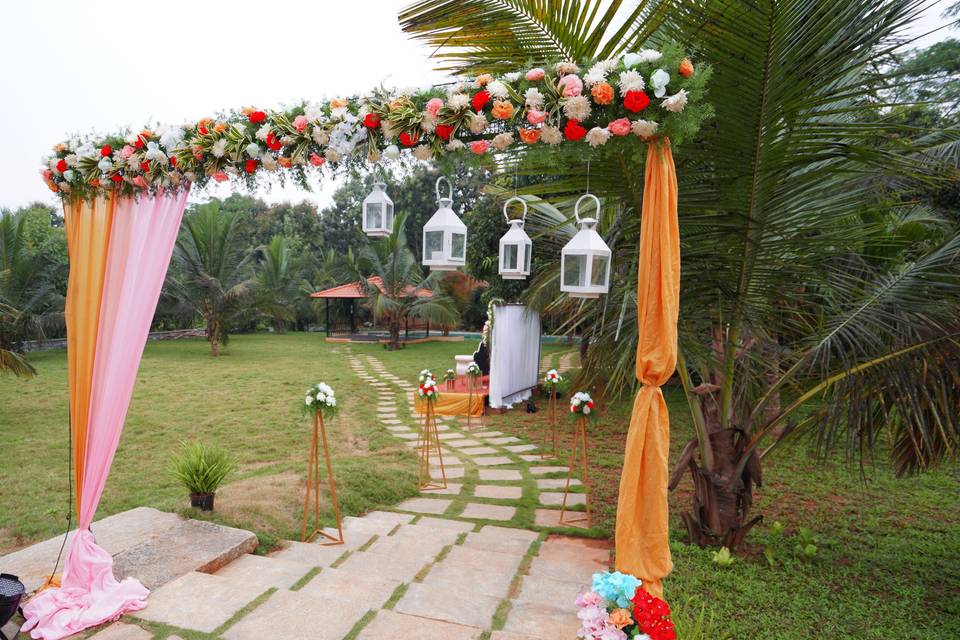 Entrance decor