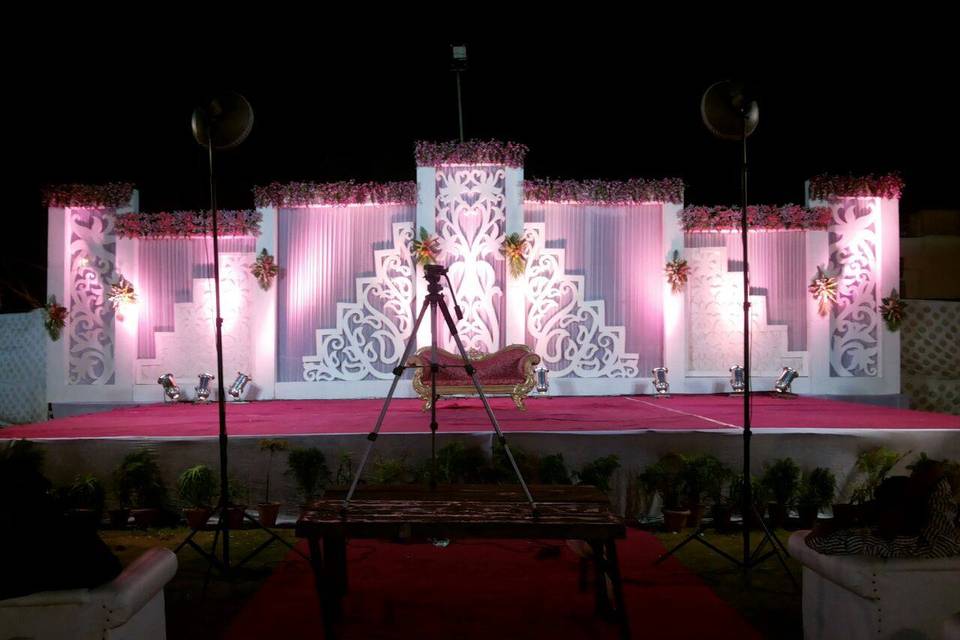 20424261_790498844408592_6289097539715992374_o