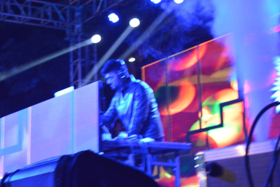 DJ NShyap