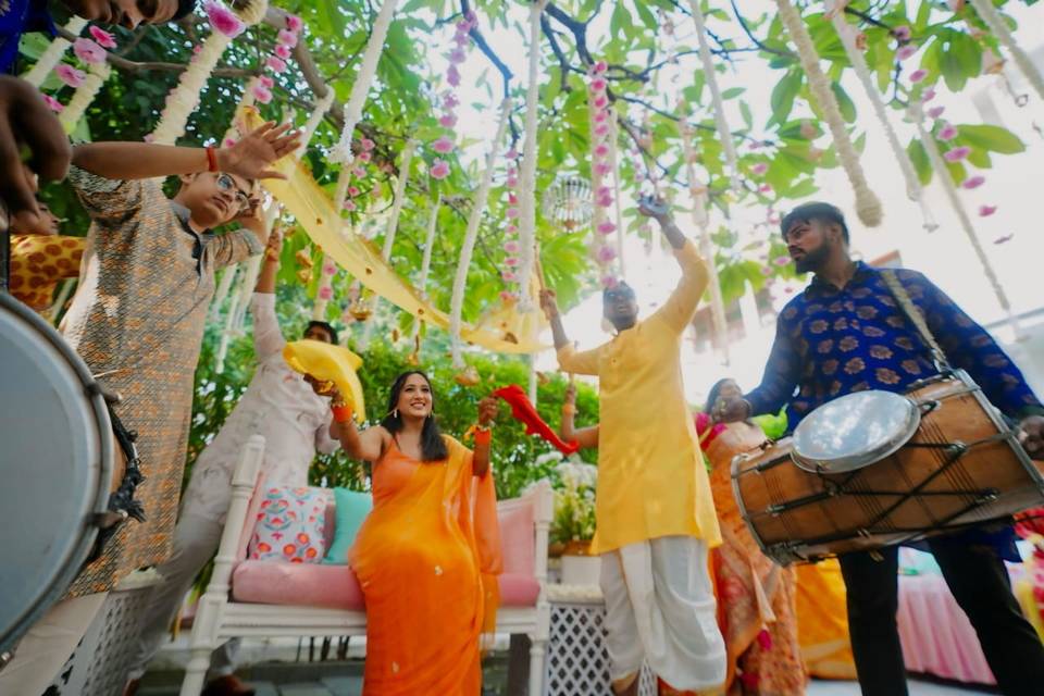 Outside Haldi.
