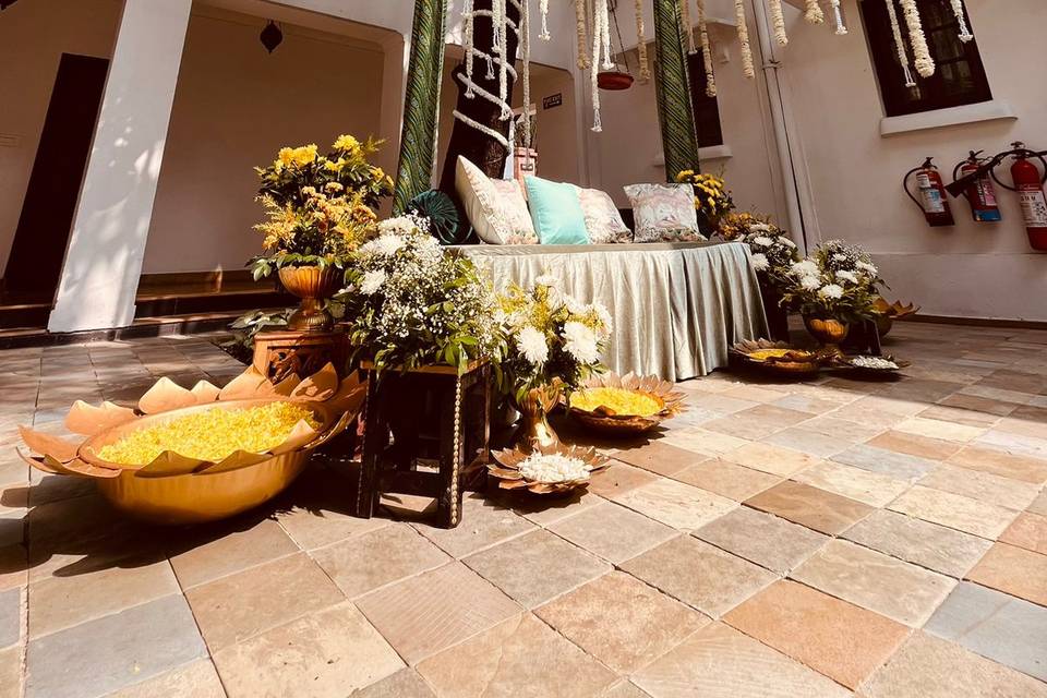 Mango Courtyad for Mehendi