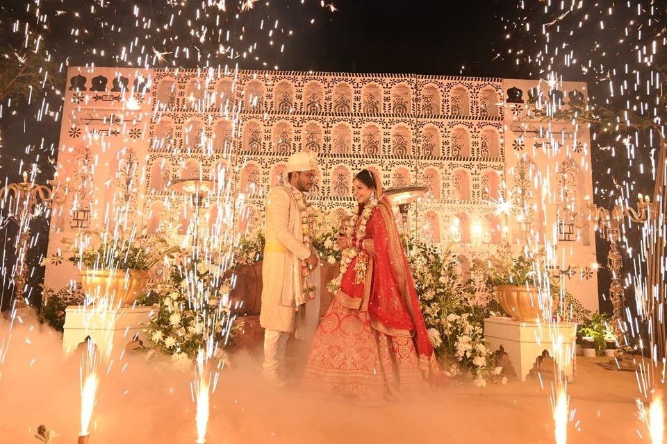 Jaimaal In lawn Area