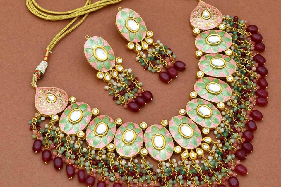 Necklace & earrings