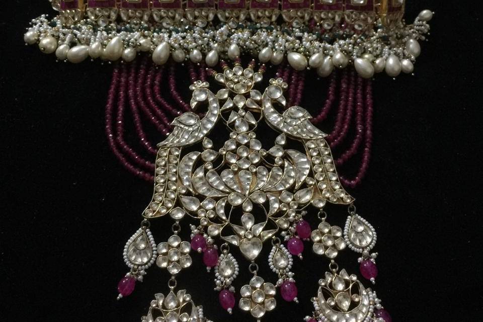 Necklace & Earrings