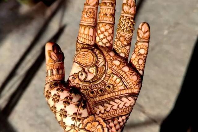 Mehndi Art Spirit