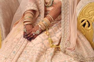 Fatima Khan Artistry