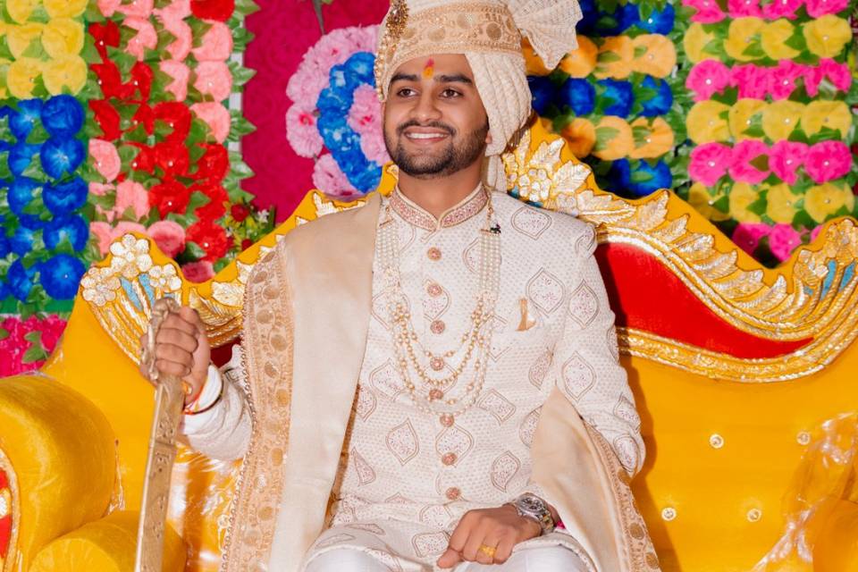 Groom Waiting