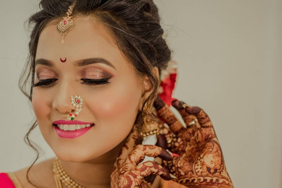 Maharashtrian bride