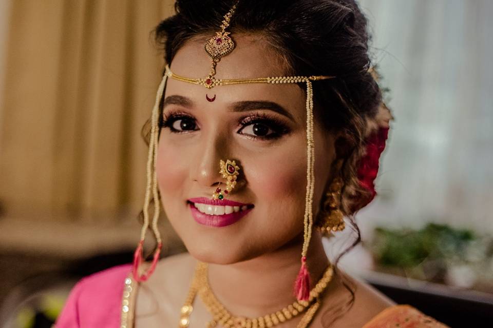 Maharashtrian bride