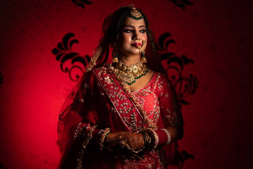 BRIDE GETTING READY