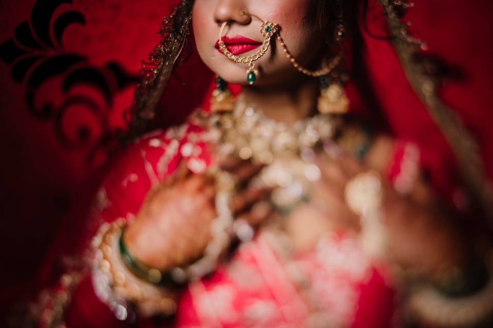 BRIDE GETTING READY