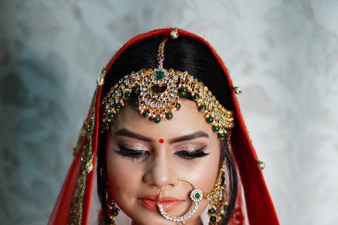 Bridal makeup