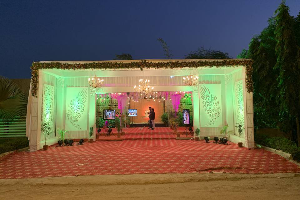 Entrance decor