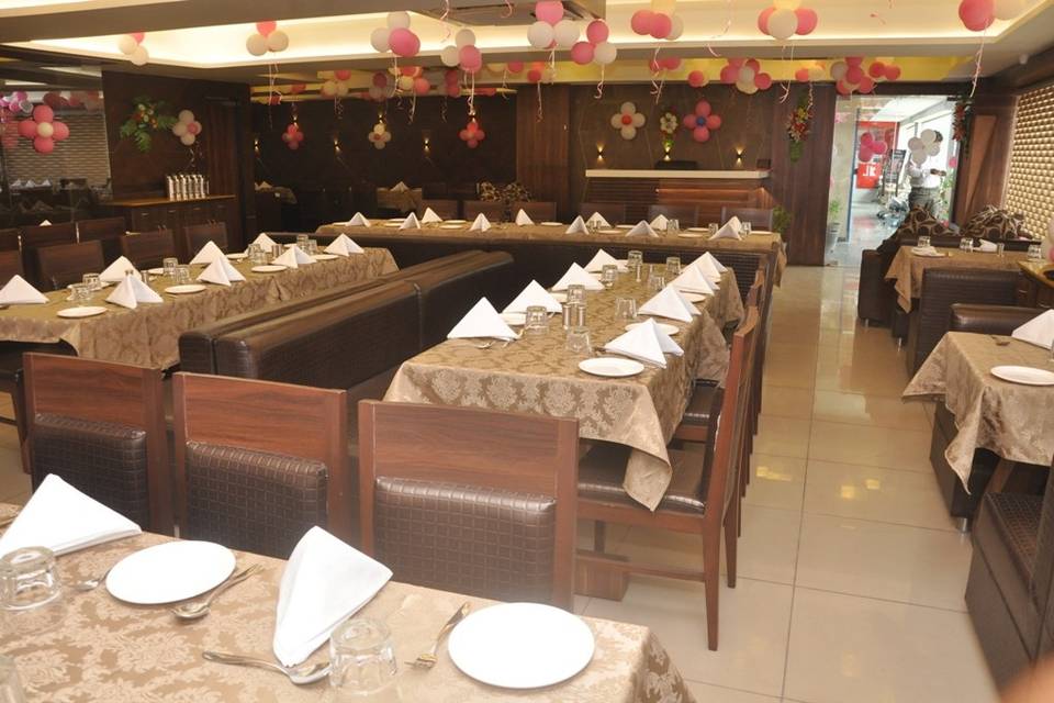 CurryOcity Restaurant And Banquet