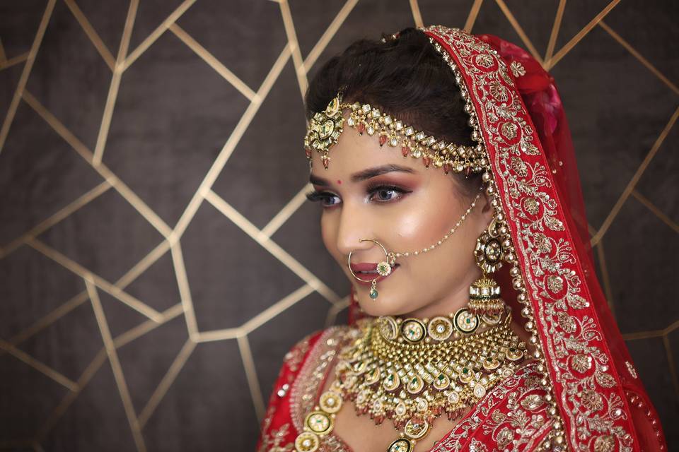 Bridal makeup