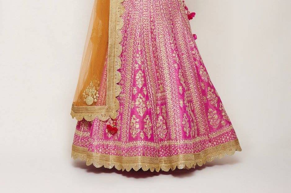 Bridal fashionwear