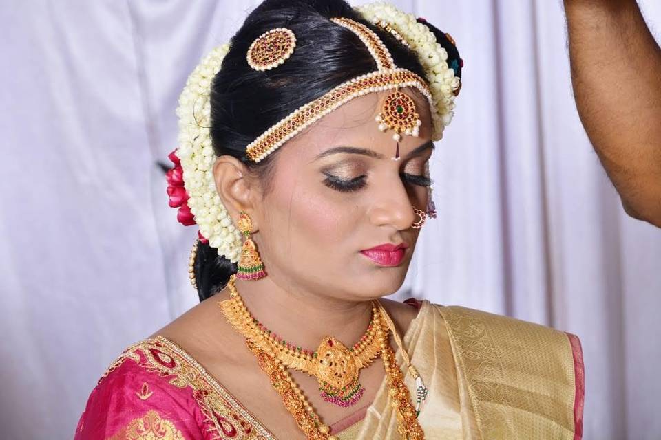 Makeup by Shruthi Prashanth