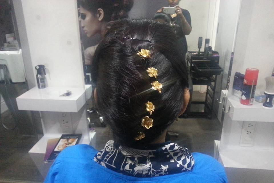 Toni & Guy, Himayatnagar