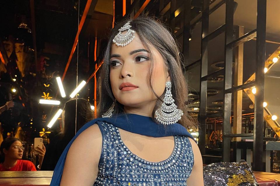 Party makeup