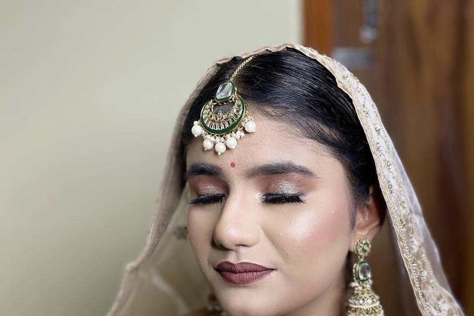 Bridal makeup