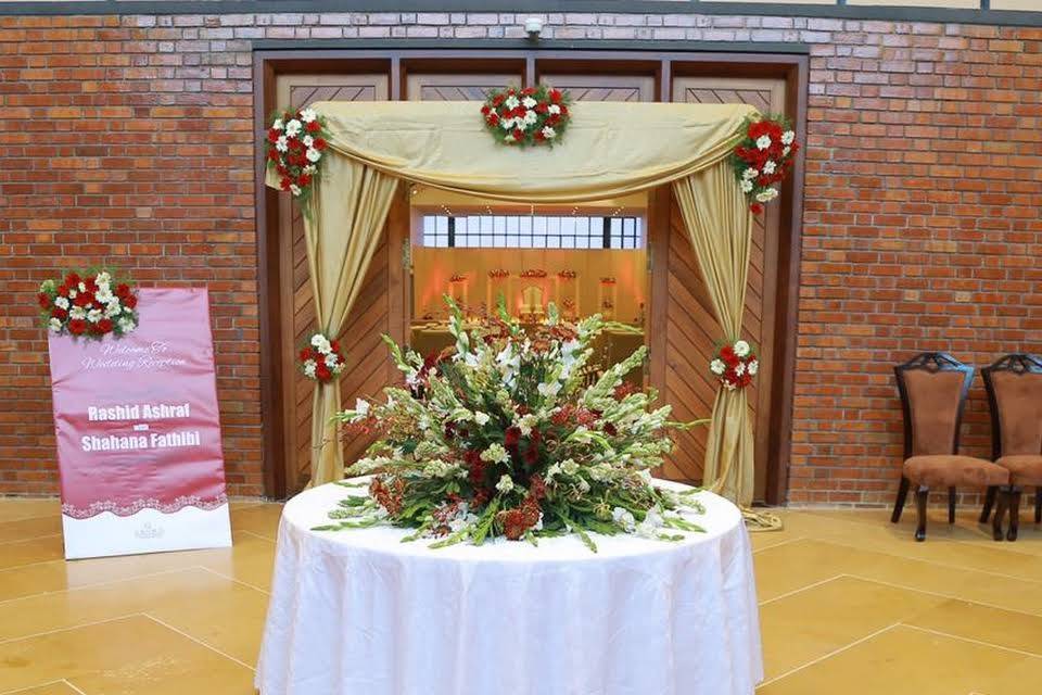 Entrance decor