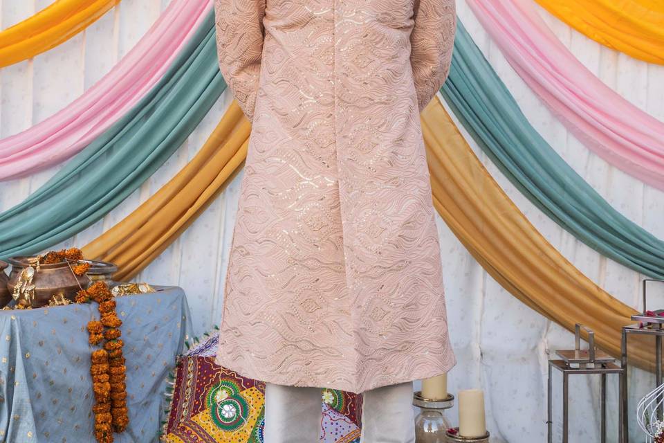 Sherwani by Ankit V Kapoor