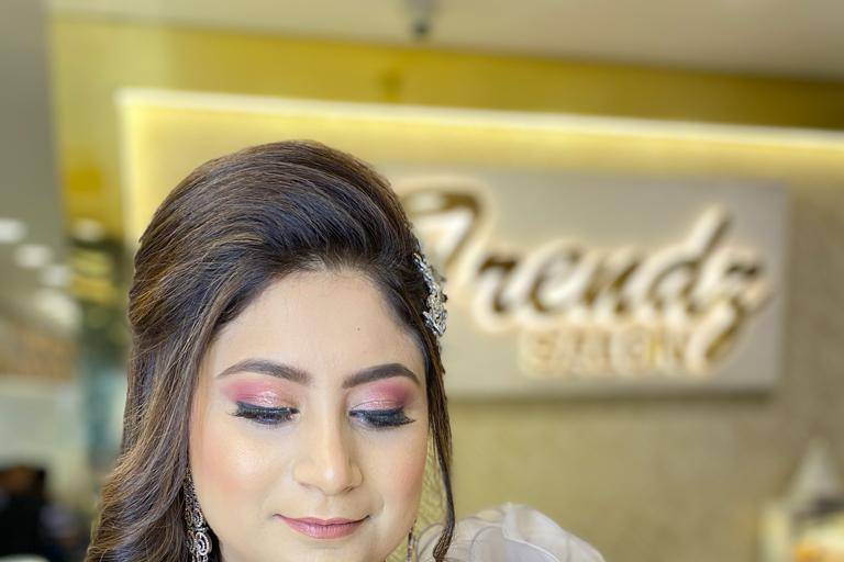 Party makeup