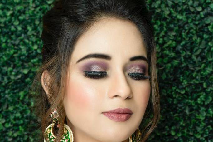 Party makeup