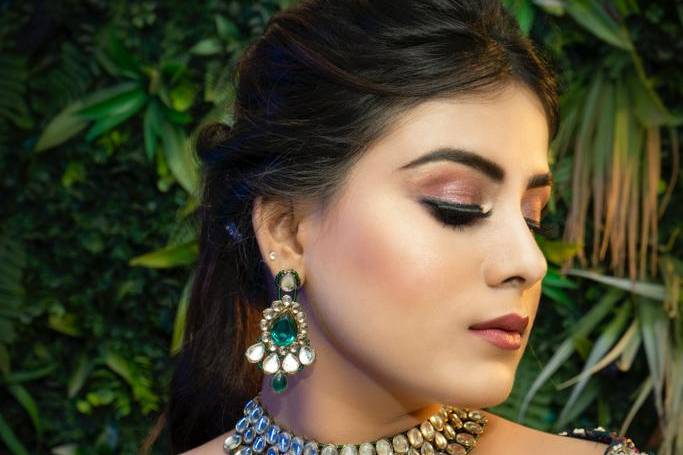 Party makeup