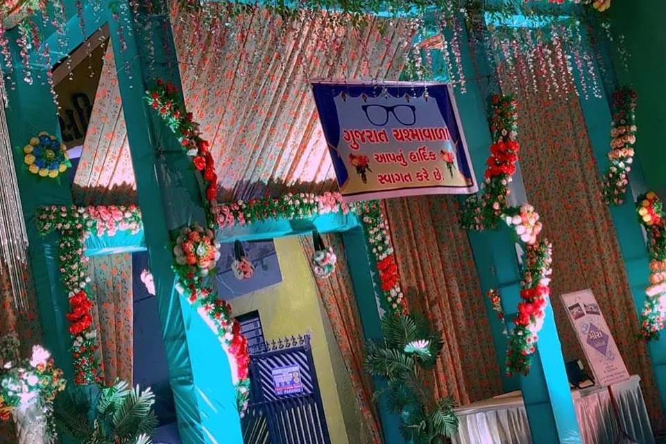 Entrance decor