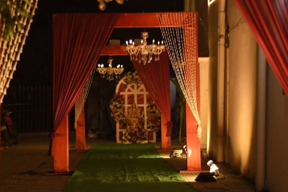 Entrance decor