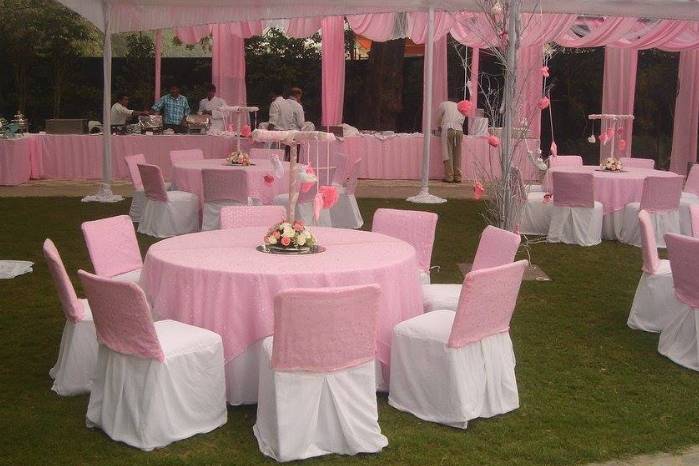 Outdoor Food Caterers and Decorators