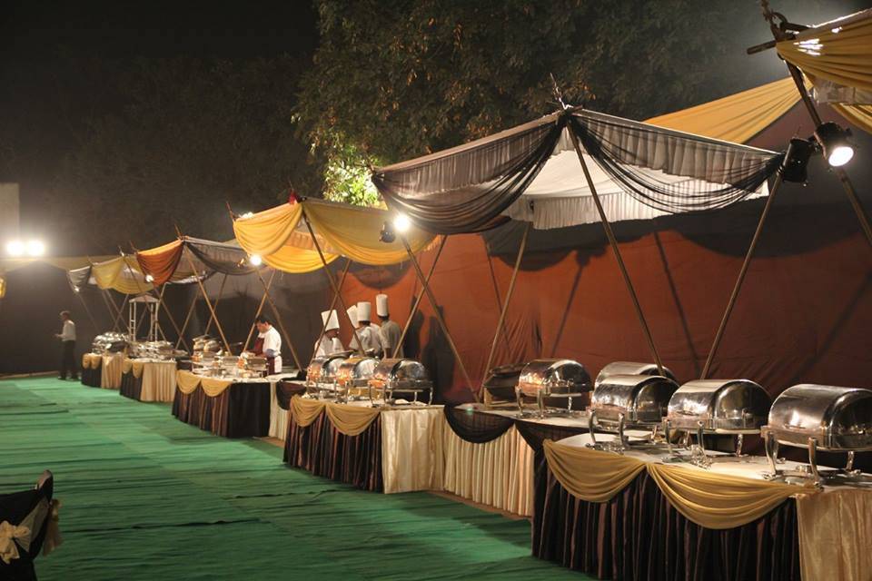 Outdoor Food Caterers and Decorators