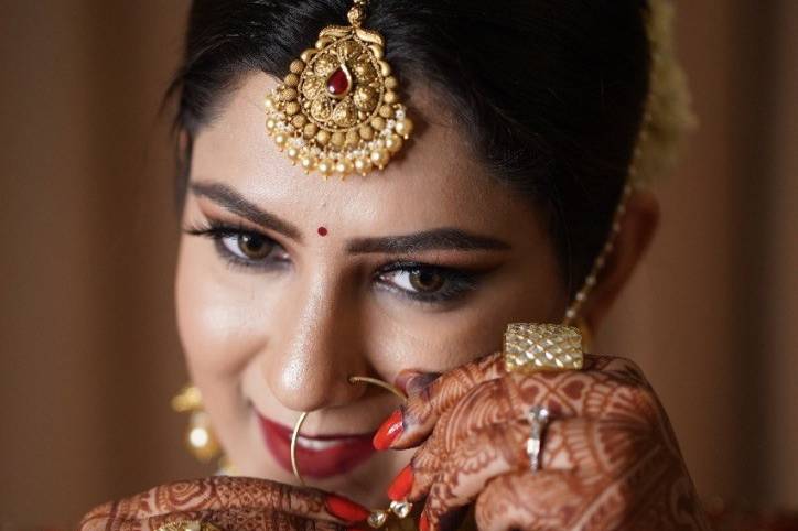 Bridal makeup